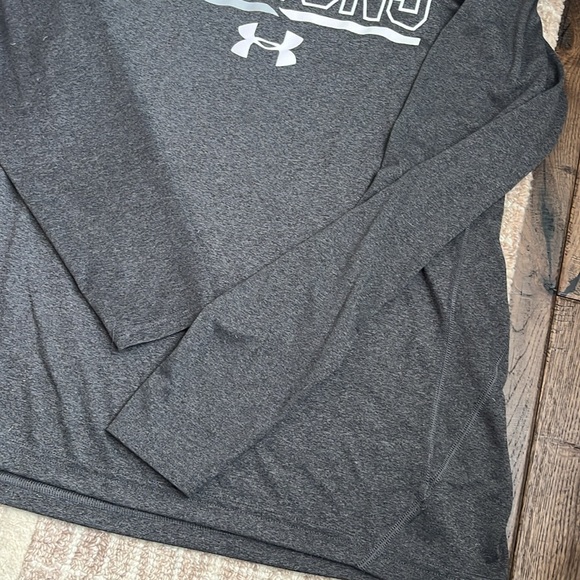 Men’s Under Armor Atlanta Falcons Dri-Fit Long Sleeve - Picture 3 of 5